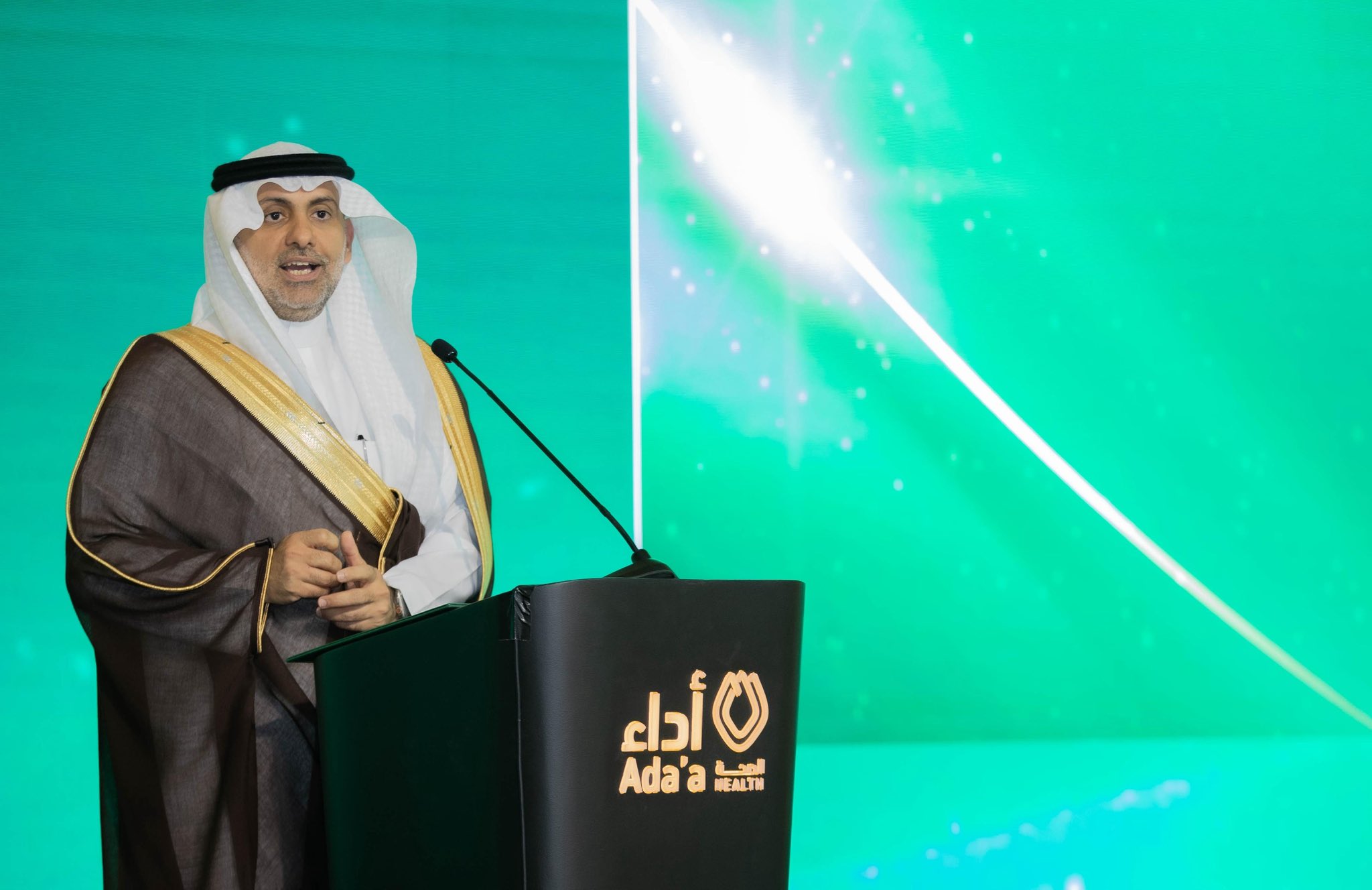 
احتفينا الليلة بالمنشآت الفائزة في #جائزة_أداء_الصحة بنسختها السابعة، والتي حققت أعلى مستويات الأداء في تقديم الخدمات الصحية.
نهدف من خلال هذه الجائزة لتحفيز المنشآت الصحية على تبني ثقافة الابتكار ورفع جودة الخدمات الصحية بما يسهم في تحقيق مستهدفات #رؤية_السعودية_2030.
أبارك للفائزين، راجياً المولى أن يكون التميز حليفهم لتحقيق تطلعات هذا الوطن الكريم
