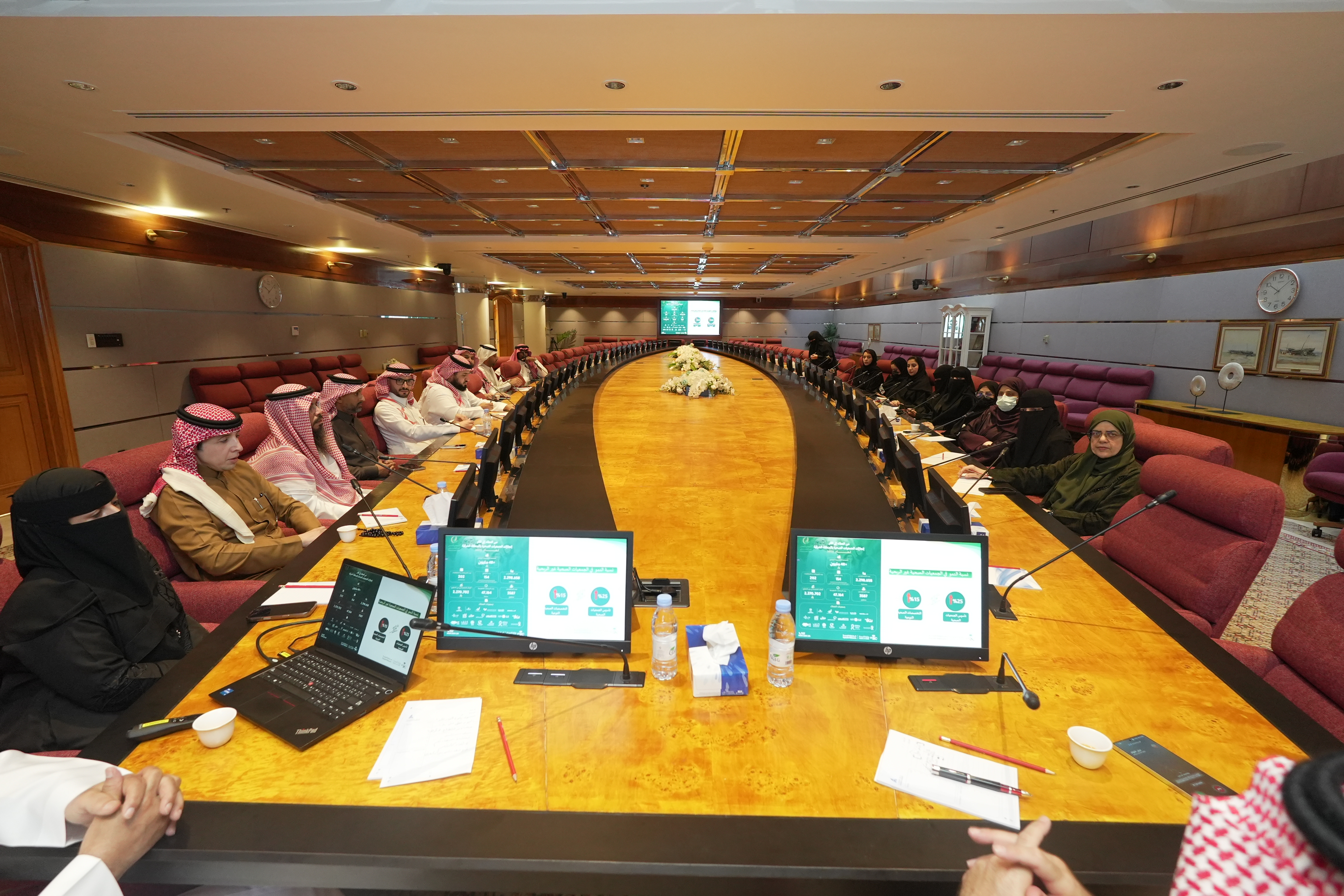 اللقاء الدوري الأول لمنسوبي الجمعيات الصحية بالمنطقة الشرقية